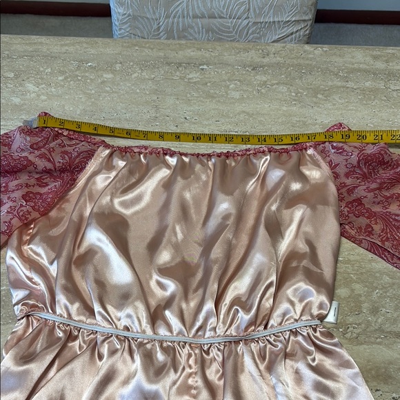 Express Pink Skorts/Romper with Bishop Sleeves - Picture 9 of 13